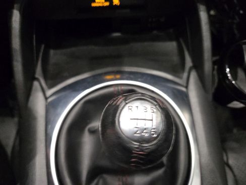 Used 2016 MAZDA MX-5 Miata Club image 28