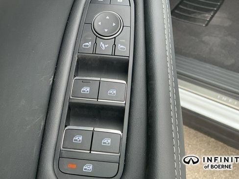 New 2026 INFINITI QX60 Luxe w/ Family Package image 24