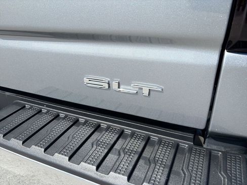 Used 2024 GMC Sierra 1500 SLT w/ SLT Premium Plus Package AWD/4WD image 38