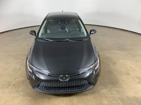 Used 2022 Toyota Corolla LE FWD image 4