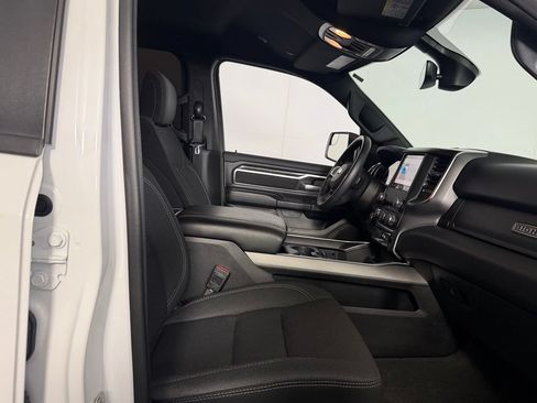 Used 2024 RAM 1500 Big Horn RWD image 29