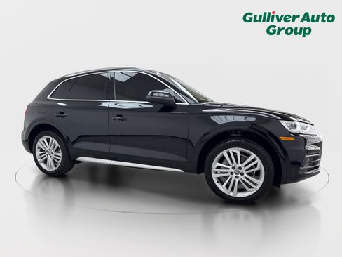 Used 2018 Audi Q5 2.0T Premium Plus w/ Premium Plus Package AWD/4WD image 12