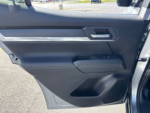 New 2026 GMC Terrain Elevation w/ Elevation Premium Package AWD/4WD image 33