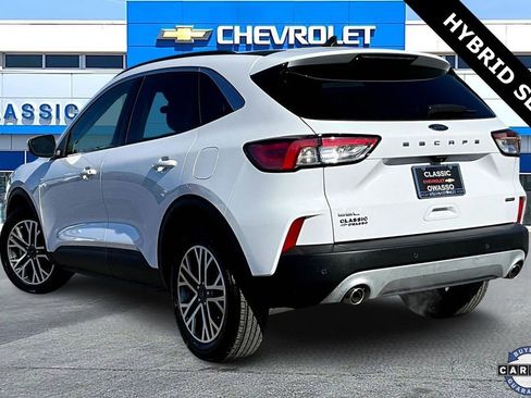 Used 2021 Ford Escape SEL image 4