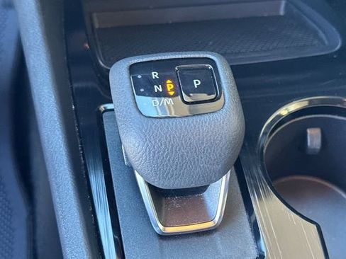 Used 2024 Nissan Rogue S FWD image 26