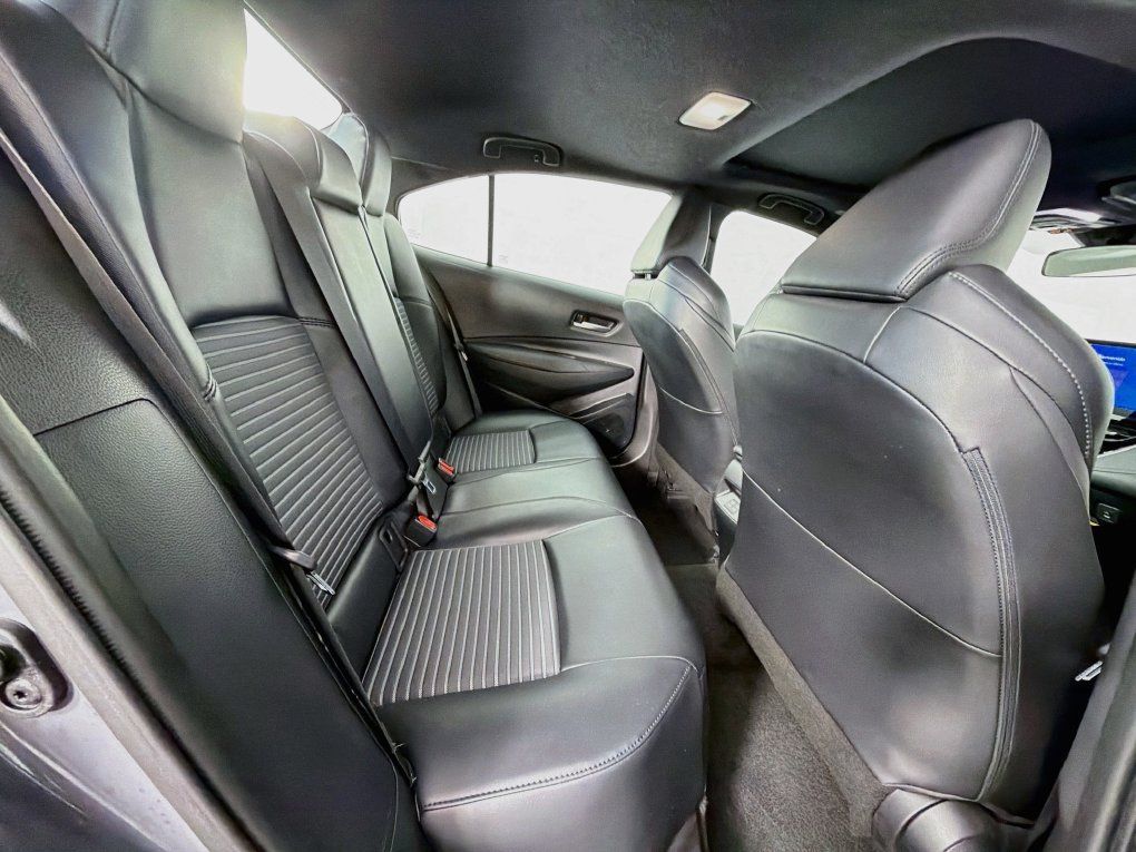 Used 2025 Toyota Corolla XSE FWD image 28
