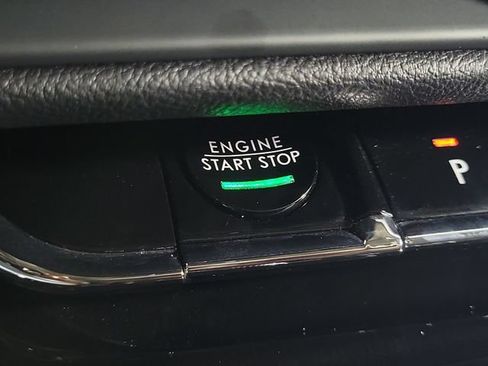 Used 2025 Lincoln Corsair Reserve FWD image 33