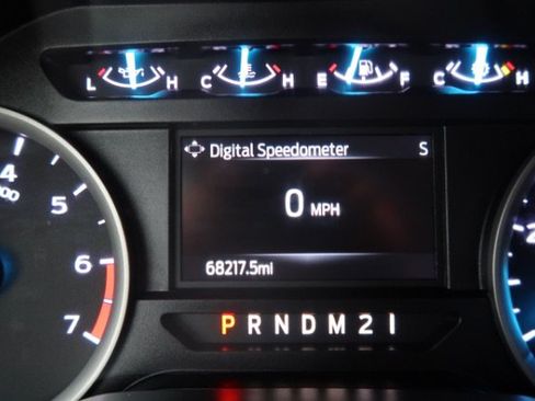 Used 2021 Ford F250 XL w/ Power Equipment Group RWD image 14
