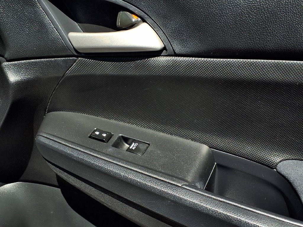 Used 2012 Honda Accord SE image 36