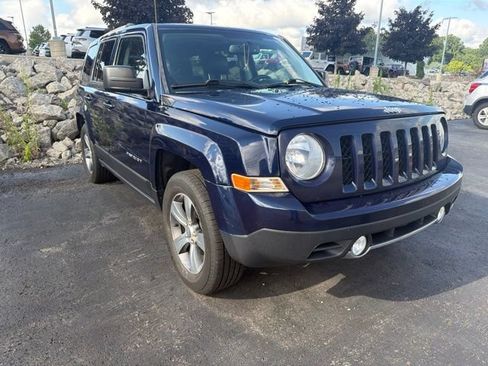 Used 2016 Jeep Patriot High Altitude AWD/4WD image 3