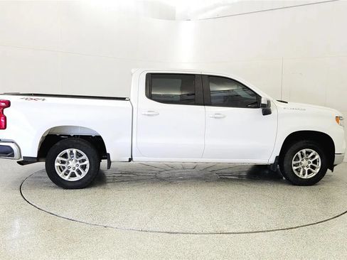 Used 2023 Chevrolet Silverado 1500 LT AWD/4WD image 8