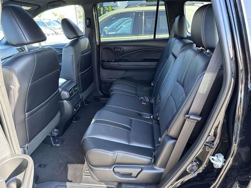 Used 2025 Honda Passport TrailSport image 14