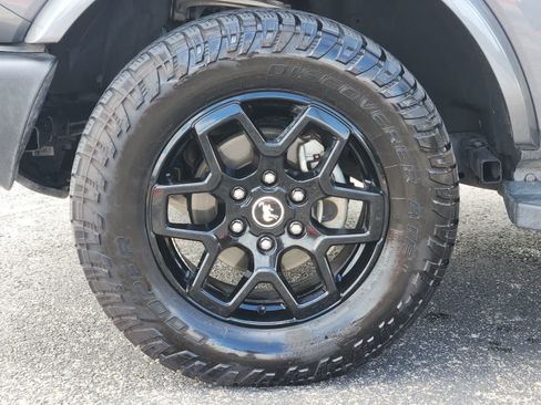 Used 2022 Ford Bronco Outer Banks AWD/4WD image 9