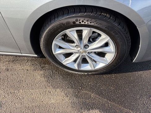 Used 2024 Chevrolet Malibu LT image 43