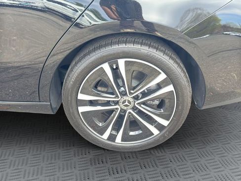 Used 2025 Mercedes-Benz CLA 250 4MATIC image 29