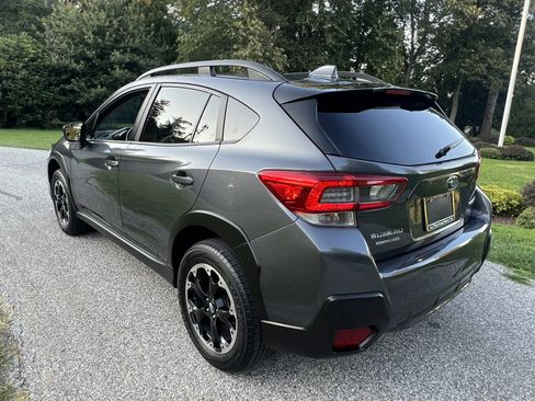 Used 2023 Subaru Crosstrek 2.0i Premium image 8