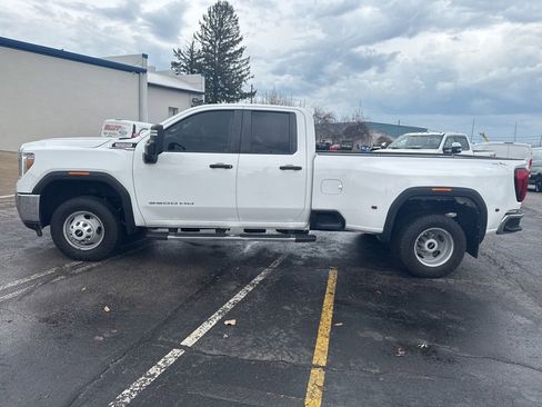 Used 2023 GMC Sierra 3500 Pro w/ Convenience Package image 6