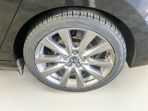 Used 2025 MAZDA MAZDA3 s FWD image 11