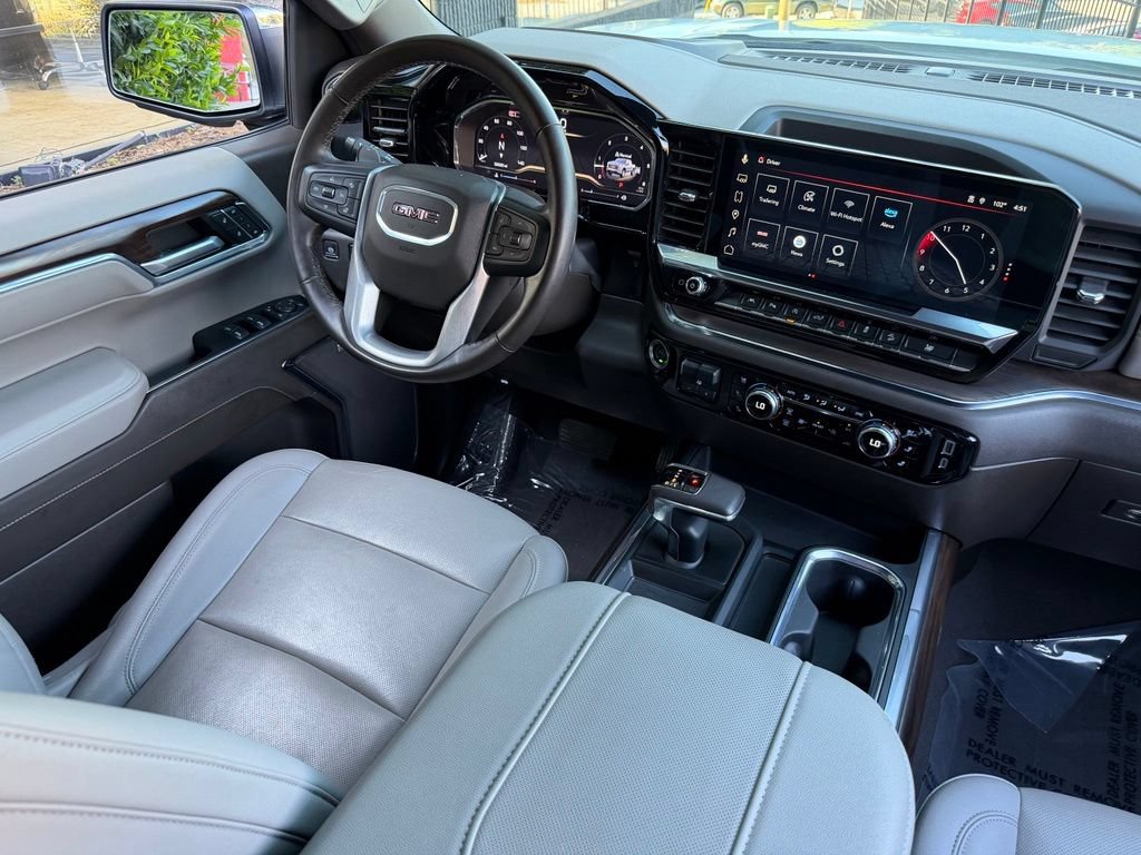 Used 2024 GMC Sierra 1500 SLT w/ SLT Premium Plus Package AWD/4WD image 40