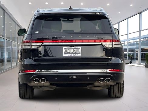 Certified 2023 Lincoln Aviator Black Label Grand Touring w/ Class IV Trailer Tow Package AWD/4WD image 5