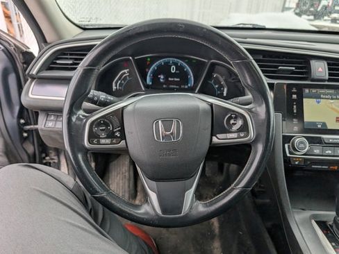 Used 2016 Honda Civic Touring image 9