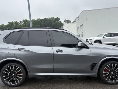 Used 2024 BMW X5 xDrive40i w/ M Sport Package AWD/4WD image 11