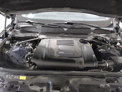 Used 2021 Land Rover Discovery S R-Dynamic AWD/4WD image 53