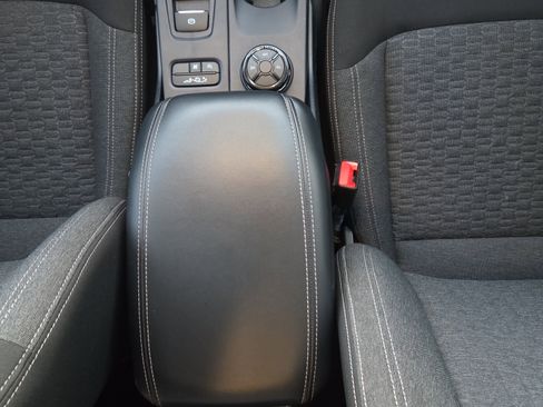 Used 2024 Ford Ranger XLT w/ FX4 Off-Road Package image 14