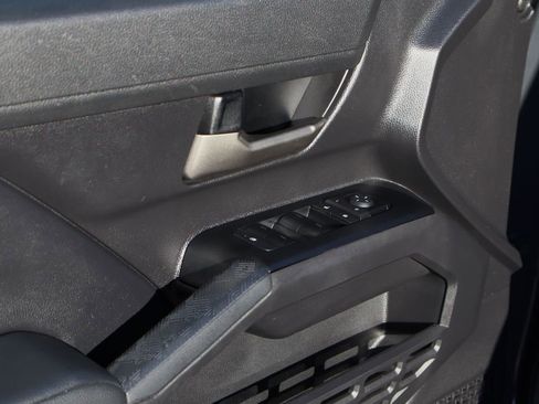 Used 2024 Toyota Tacoma TRD Sport image 19