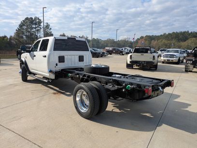 New 2026 RAM 5500 Tradesman w/ Chrome Appearance Group