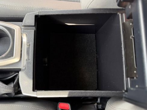 Used 2016 Toyota Tacoma SR5 image 21