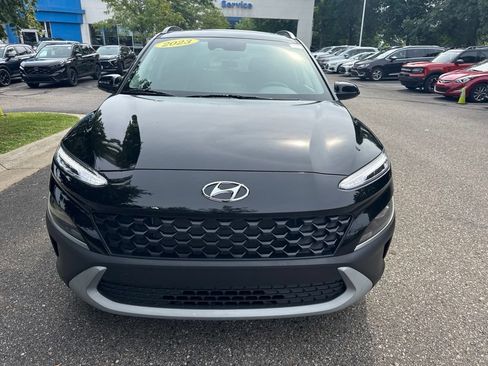Used 2023 Hyundai Kona SEL w/ Convenience Package FWD image 2
