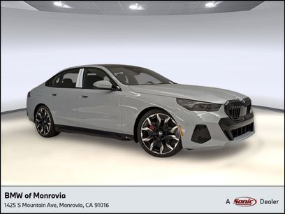 New 2026 BMW 550e xDrive w/ Executive Package