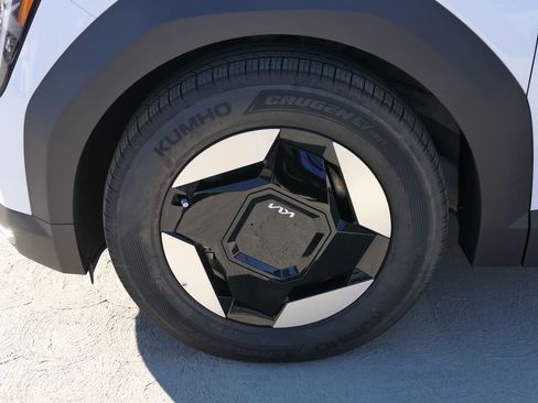 New 2026 Kia EV9 Light image 8