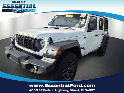 Used 2025 Jeep Wrangler Unlimited Sport AWD/4WD image 1