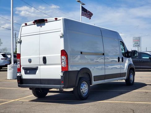 Used 2023 RAM ProMaster 2500 FWD image 2