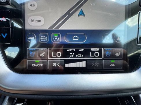 Used 2025 Subaru Outback Touring AWD/4WD image 23