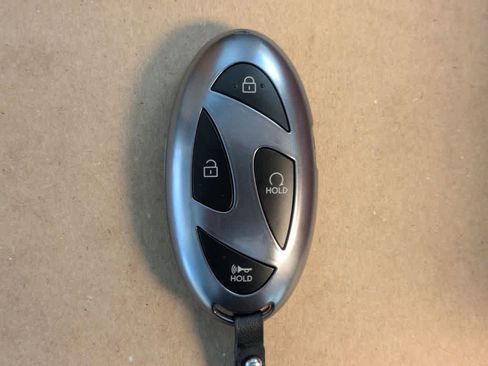 Used 2026 Hyundai Elantra Limited w/ Cargo Package image 37