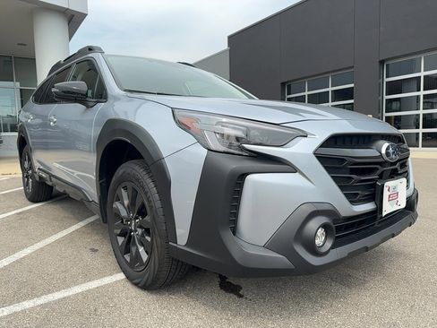 Certified 2023 Subaru Outback Onyx Edition image 2