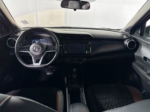 Used 2021 Nissan Kicks SR FWD image 12