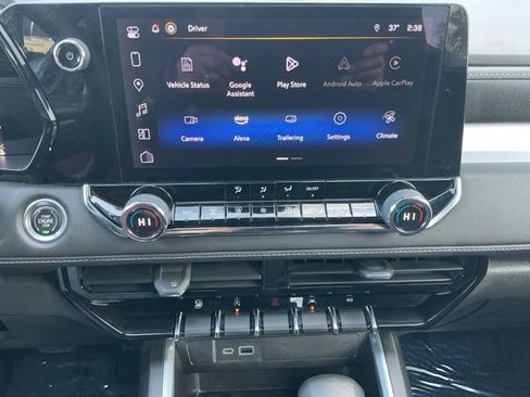 Used 2023 Chevrolet Colorado LT w/ LT Convenience Package image 14