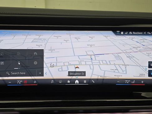 New 2026 BMW i7 xDrive60 w/ Executive Package image 19