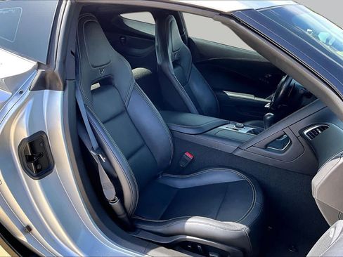 Used 2018 Chevrolet Corvette Grand Sport RWD image 9
