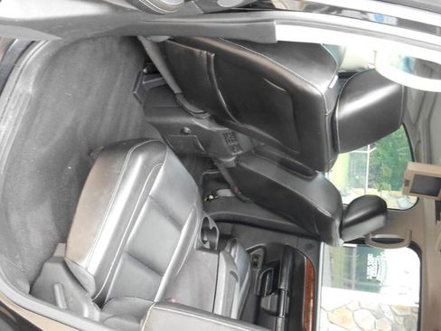 Used 2011 Nissan Armada Platinum w/ 2nd Row Captain Seat Pkg AWD/4WD image 11