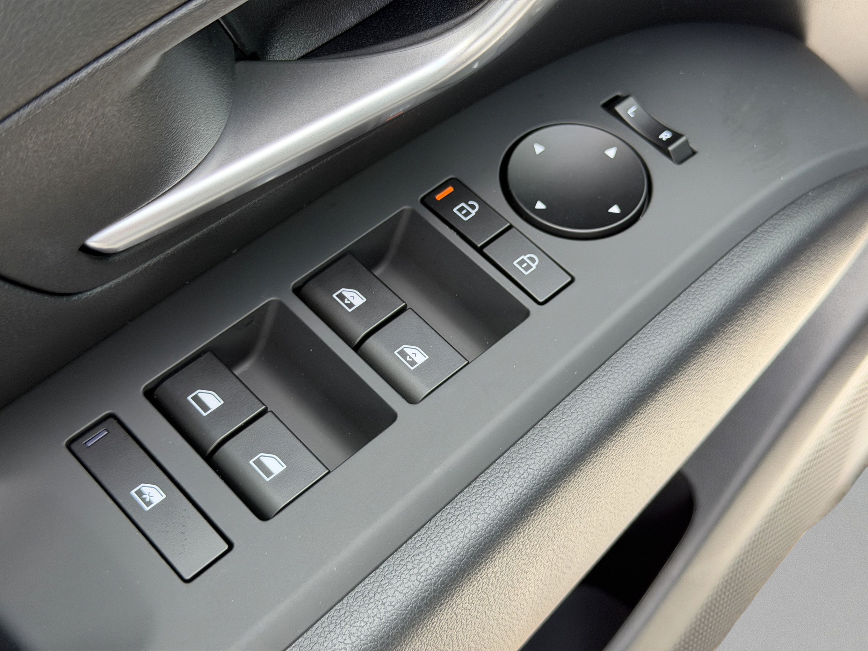New 2027 Hyundai Santa Cruz SEL FWD image 16