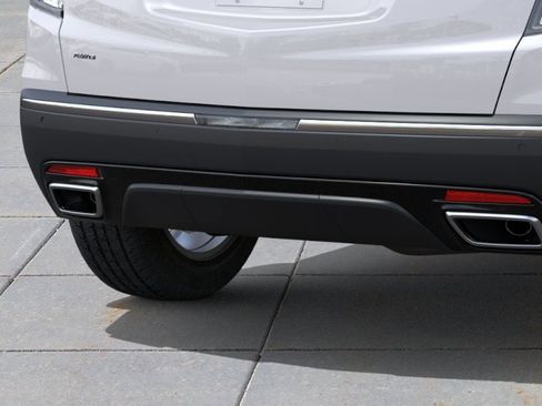 New 2026 Cadillac XT5 Sportv w/ LPO, Floor Liner Package AWD/4WD image 14