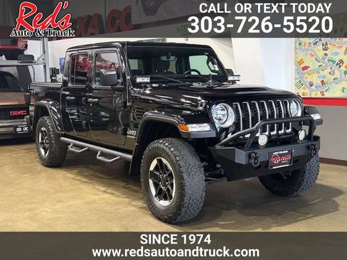 Used 2023 Jeep Gladiator Overland w/ Cold Weather Group AWD/4WD image 1