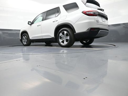 Certified 2023 Honda Pilot EX-L image 33