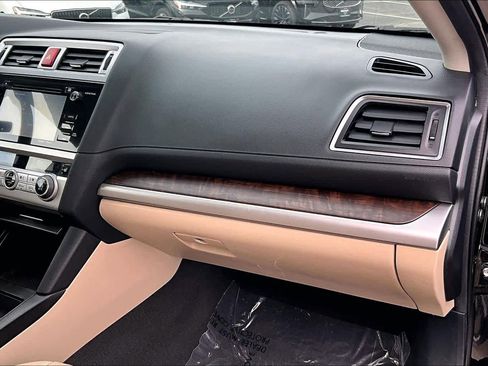 Used 2015 Subaru Outback 2.5i Limited image 18