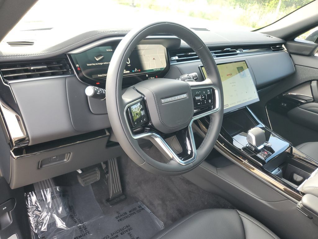 New 2026 Land Rover Range Rover Sport SE AWD/4WD image 13